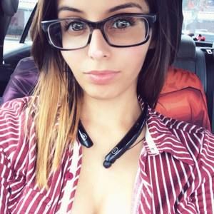 Meet your Posher, Lee